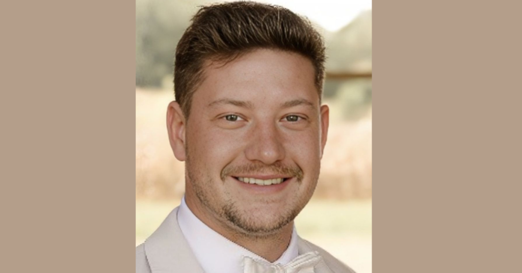 Holy Cross, Iowa, Former Western Dubuque High School athlete Riley Pfeiler remembered after death by suicide Riley Pfeiler death obituary